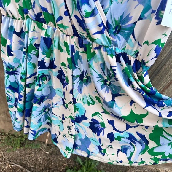 Haptics Floral blue and Green romper size 3X - Picture 2 of 8